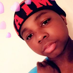 Meet your Posher, Carl